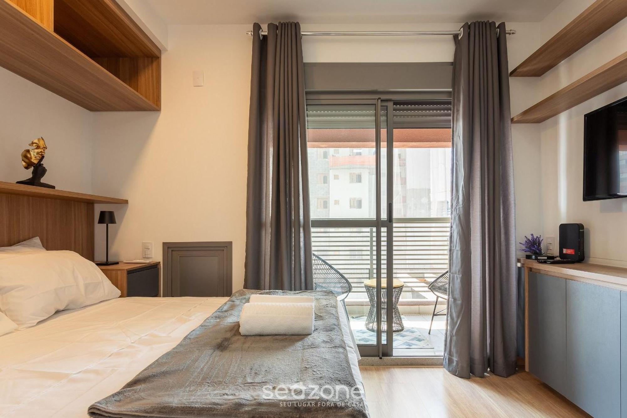 Apartamento Hmo - Estudios Completos Em Predio C/ Piscina *